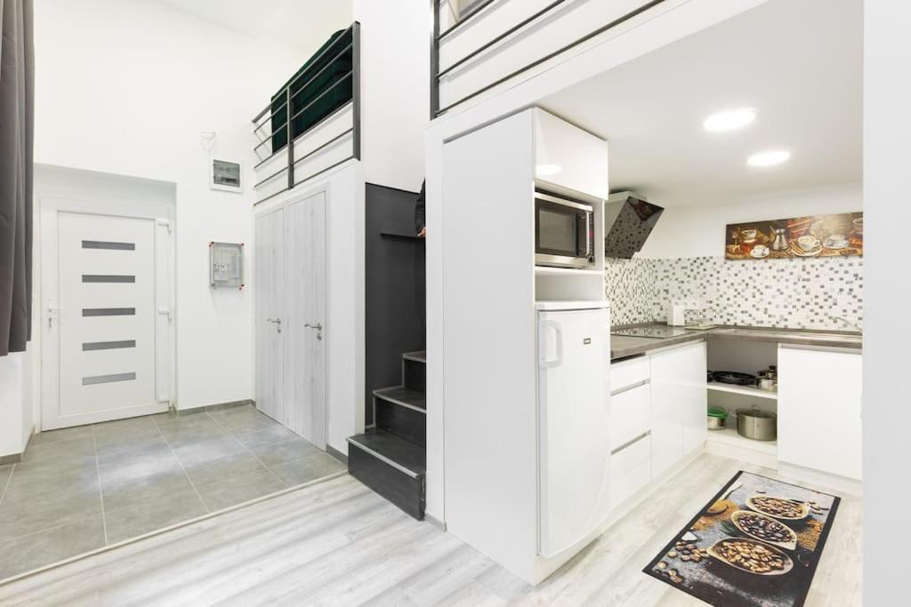 E39 Eotvos Apartament Budapeszt