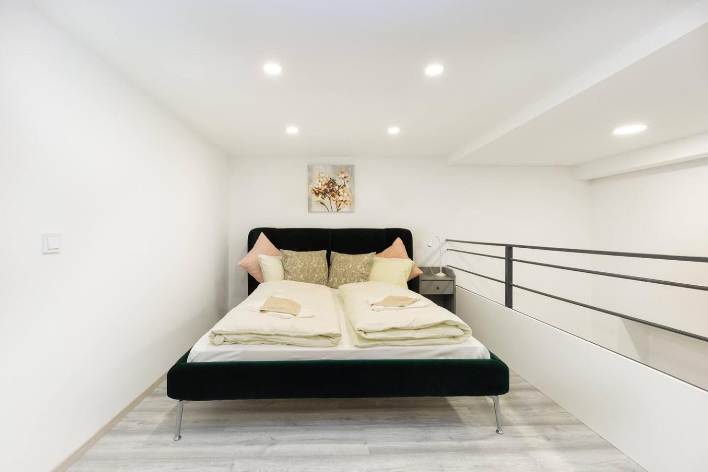 E39 Eotvos Apartment Budapest